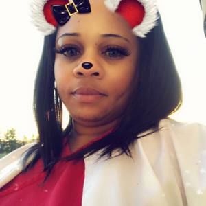 Meet your Posher, Nadine